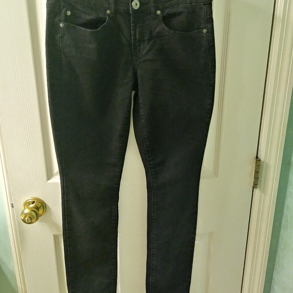 Black size 9 Skinny Jeans Mudd